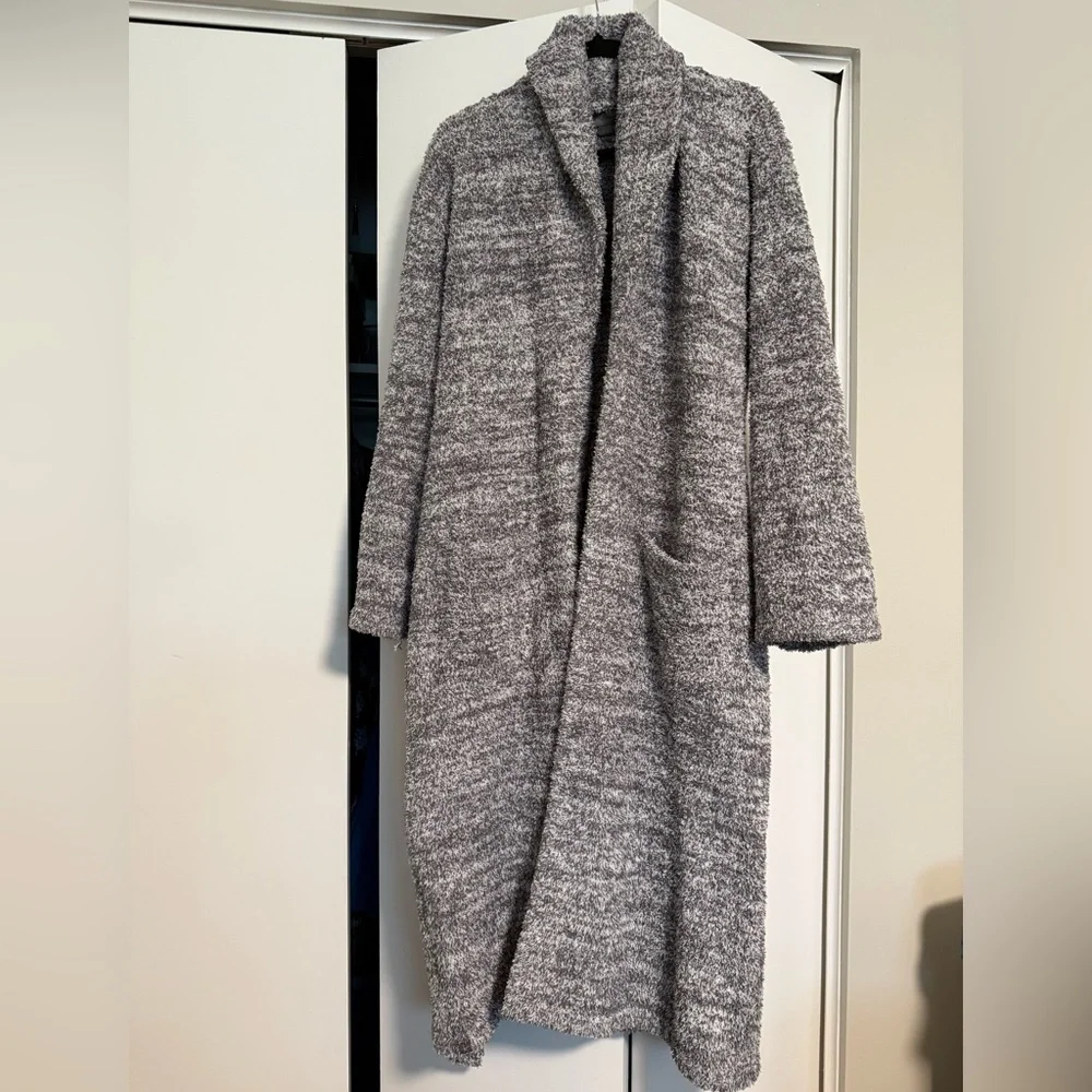 Barefoot Dreams Robe - Picture 2 of 6